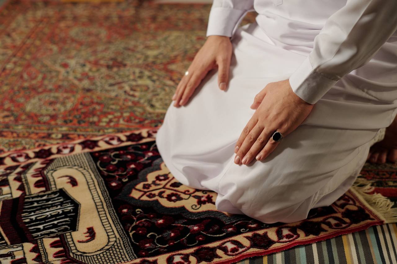 Embracing the Midday Calm: The Significance of Dhuhr Prayer