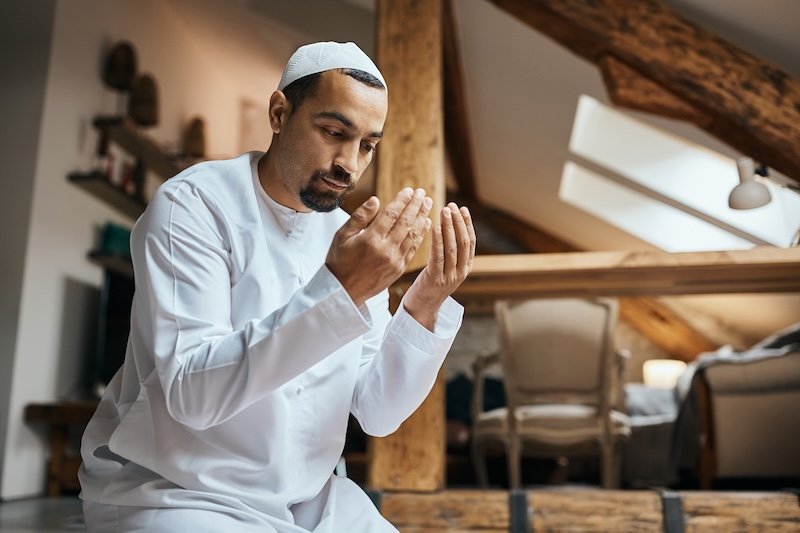 Why Is Fajr Prayer So Important in Islam?